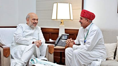 अमित शाह और लुंबाराम चौधरी