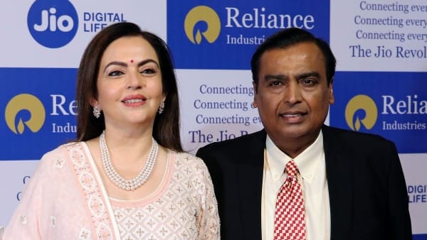 Reliance Annual Report Highlights in Hindi Retail Market till 2027 India fastest growing