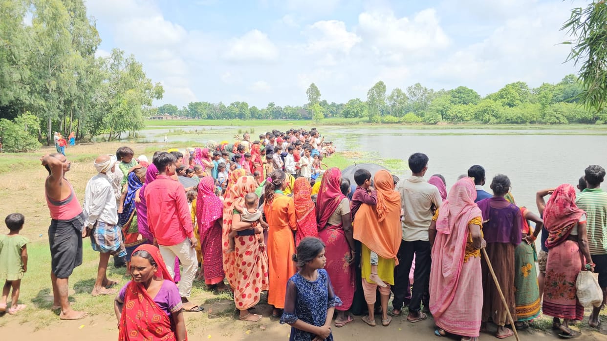 Three teen aged girls get drowned in a pond in Shravasti.