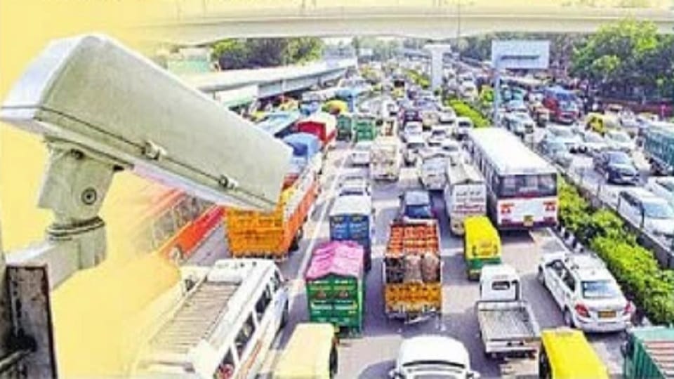 Delhi: Now drivers will no longer ply on the roads, AI cameras will keep an eye on them