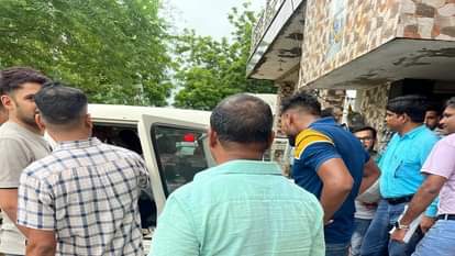 भ्रूण परीक्षण करने वाले गिरोह का पर्दाफाश