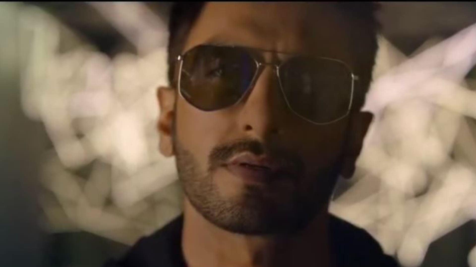 Farhan Akhtar went into depression due to Hrithik Roshan starrer Lakshya flop it took one and a half years to
