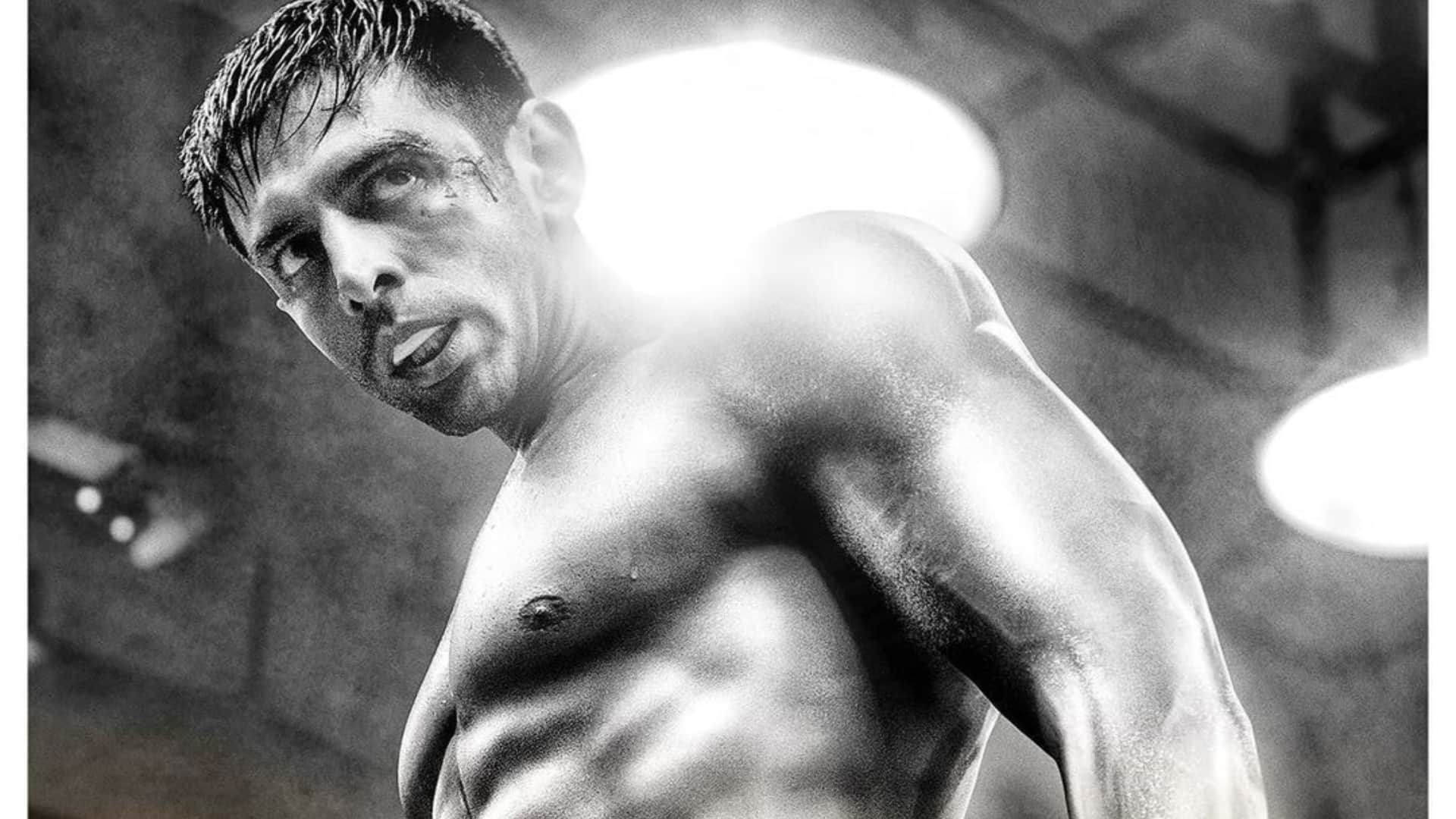 Chandu Champion Star Kartik Aaryan Drops Photos with Karan Johar Kabir Khan Imtiaz Ali from Melbourne See Here