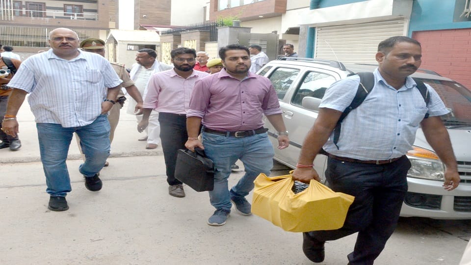 CBI Raids at businessman Akki house
