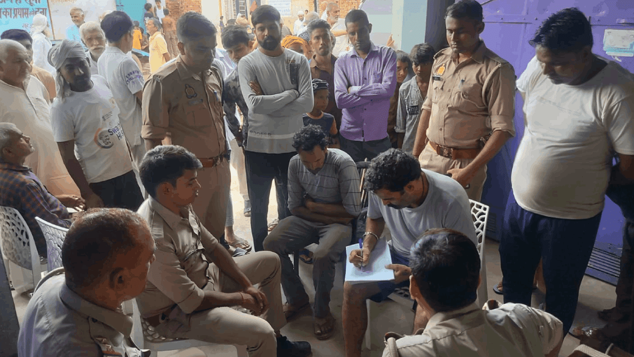 An innocent child playing in Hapur died after being crushed under a buggy