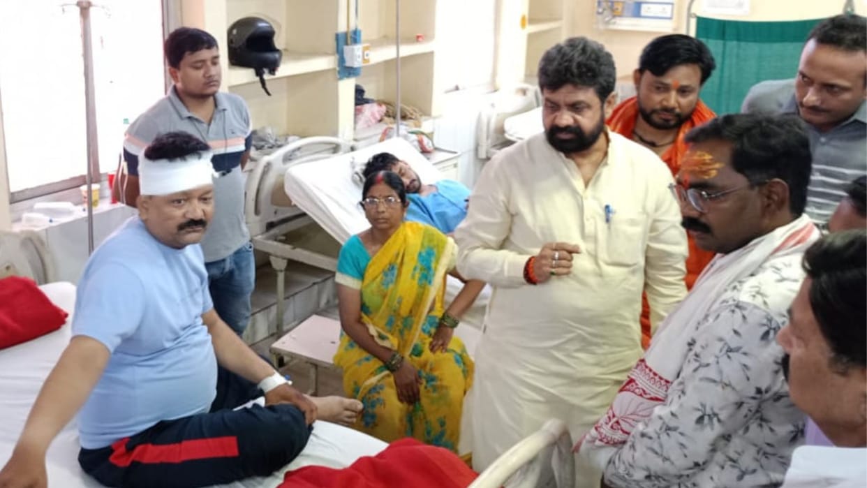 injured woman narrated her pain the dilapidated house that collapsed in Varanasi