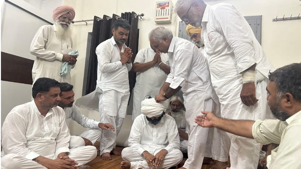 Dera Jagmalwali throne controversy Mahatma Virendra is new successor make 25 members committee