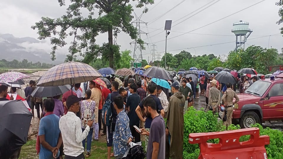 A jeep full of devotees was washed away in the flow of water in Kirora drain in tanakpur