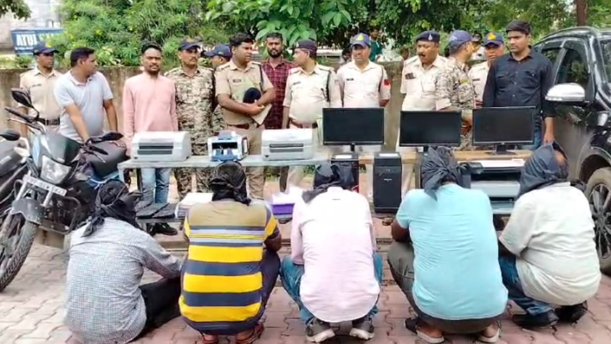 Tikamgarh: Fake chit fund company busted, five accused arrested, property worth Rs 4 crore seized