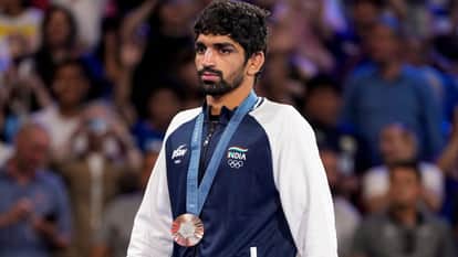 Aman Sehrawat and Mukul Dahiya settle for silver medals in Asian Wrestling Championships