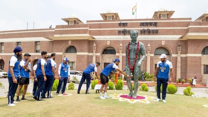 Paris Olympics 2024: hockey team paid tribute to great player Dhyan Chand, visited National Stadium