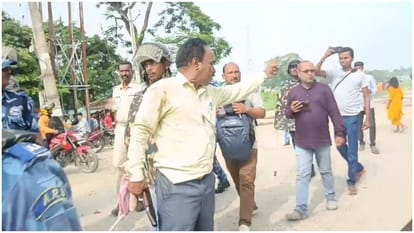 Bihar News : Magistrate Attacked during anti-encroachment drive in Purnea, bihar police