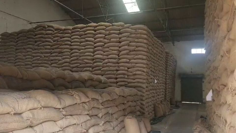 Meerut: Black marketing of rice of poor, case registered against six, 794 quintals of rice seized