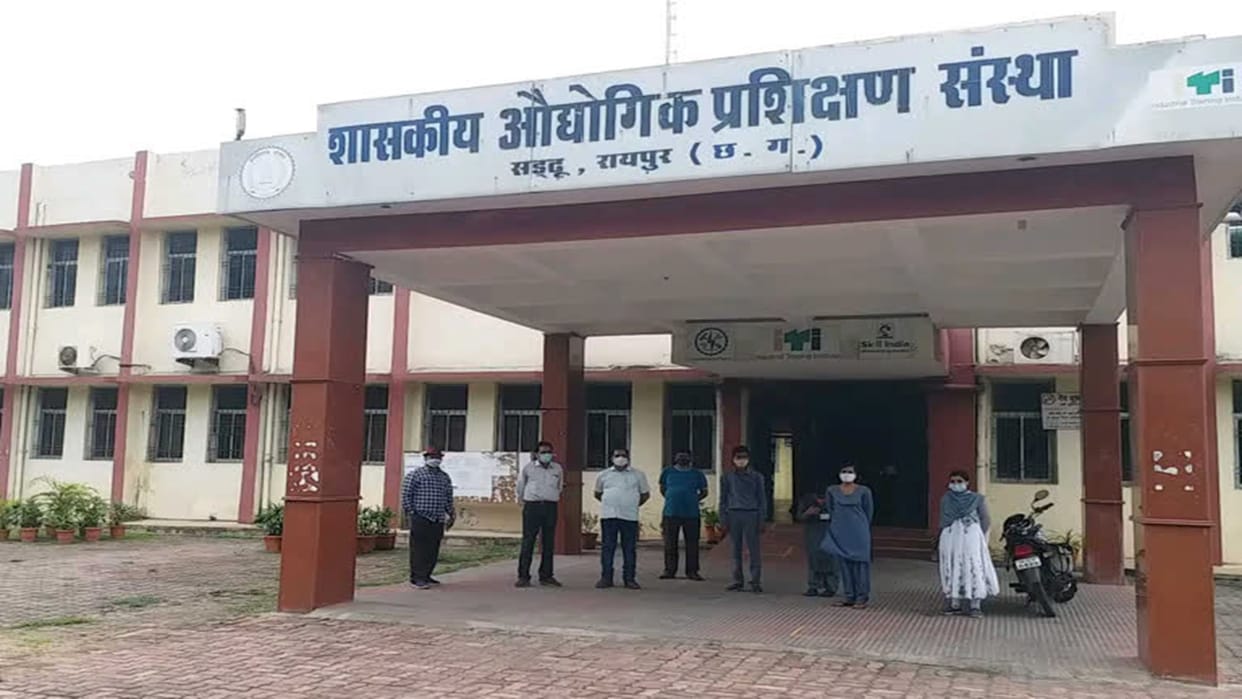 CG news: 160 ITI will be upgraded; Training provided on demand of local industries