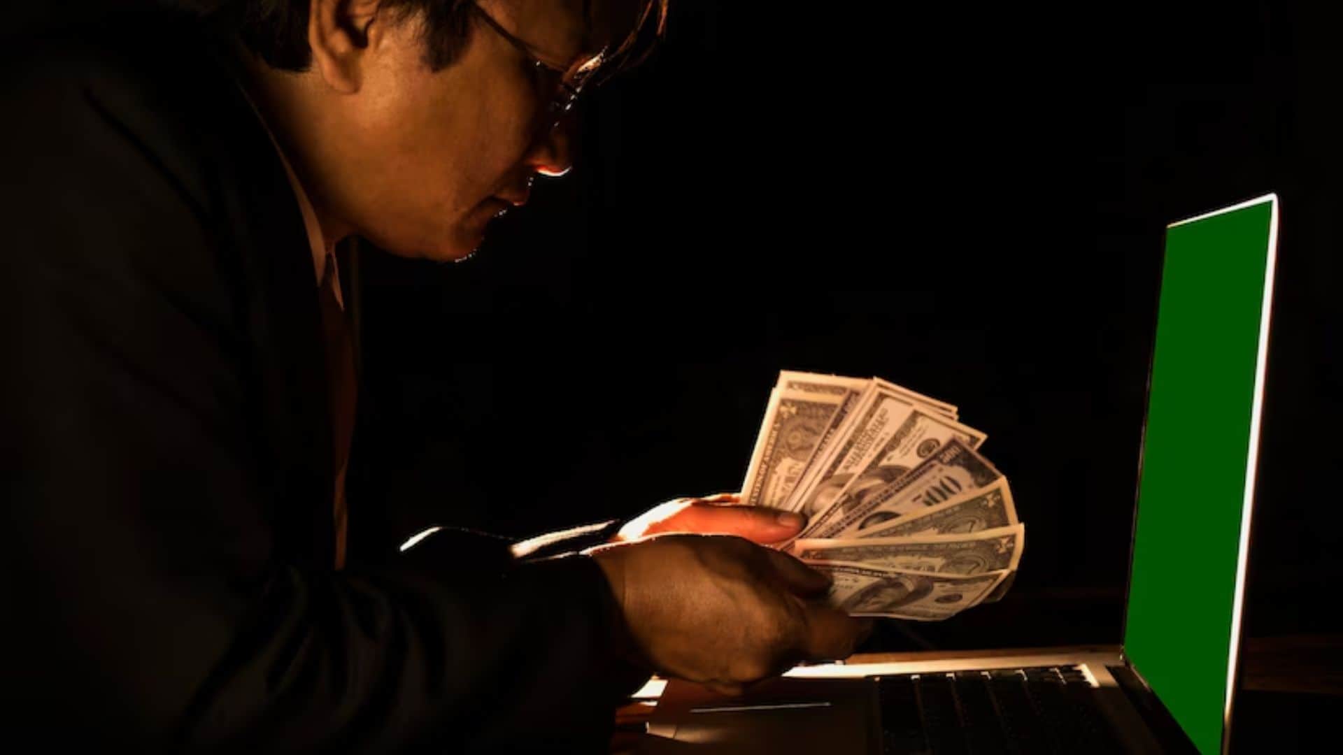 8th pay commission scam alert fraudsters attack government employee