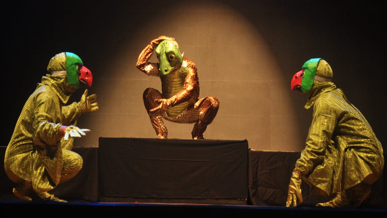 The staging of 'Tare Tare Na Lekh' Nautanki thrilled the audience, the vocal waves of Purvi-Chhaprahiya-Birha