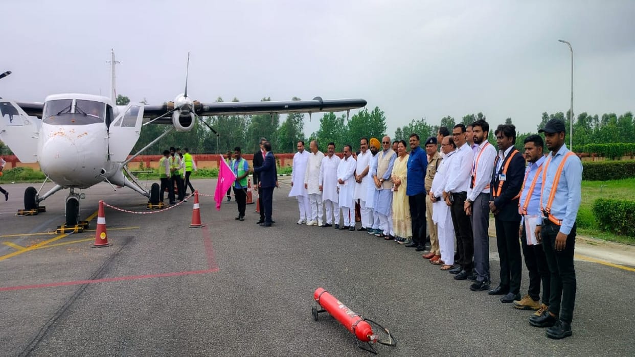First flight started from Moradabad to Lucknow today