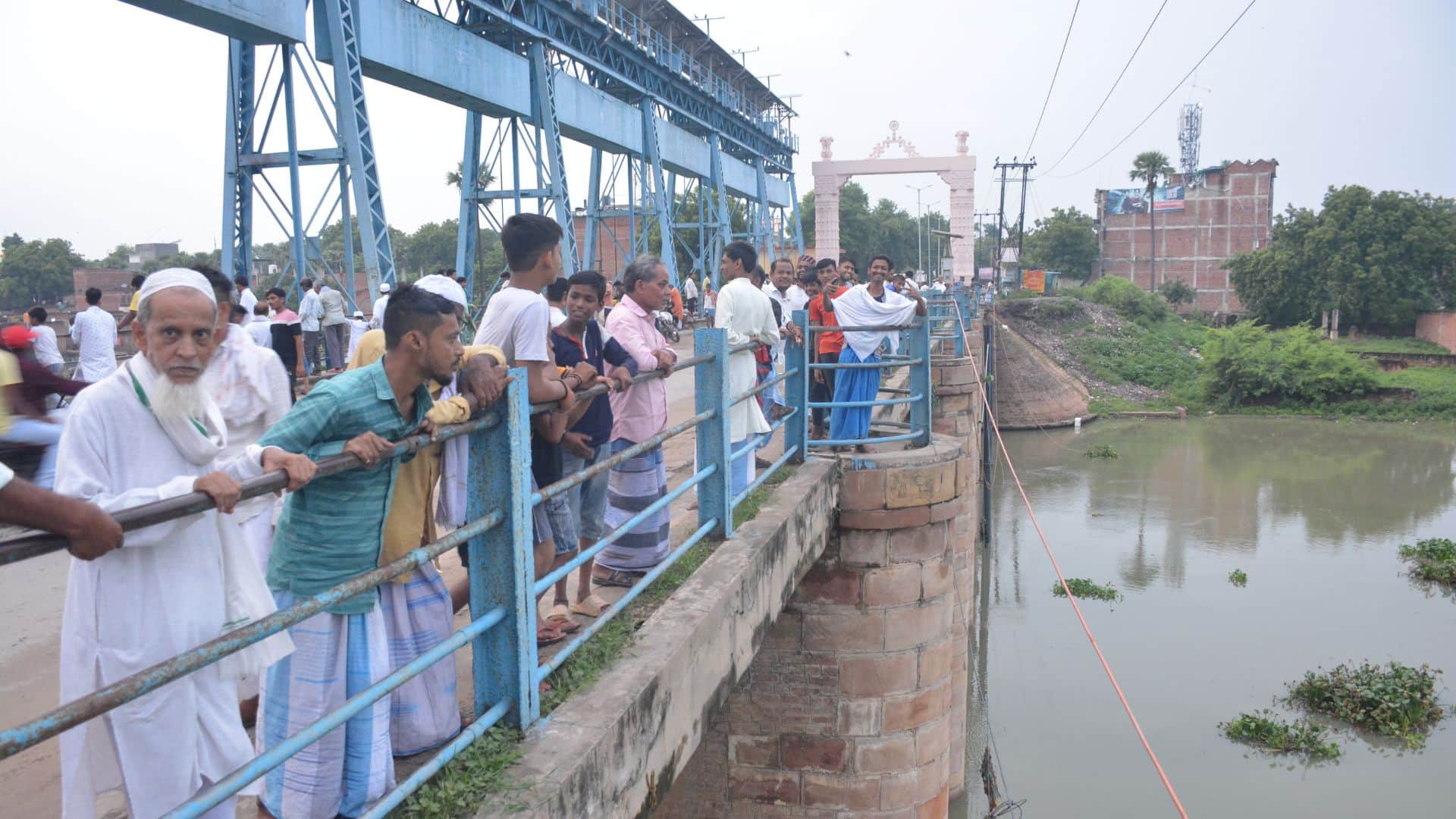 flood in Varanasi More than 5000 people affected by Ganga River