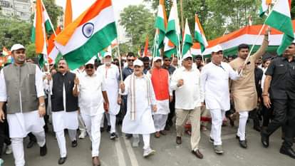 Nadda calls Cong leaders 'fake patriots', says they divide society and care for only one family