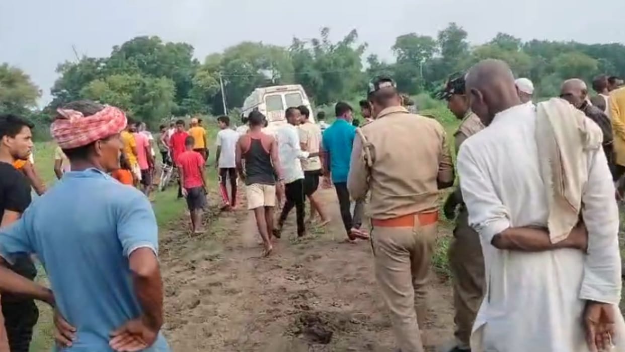 loving couple found unconscious in field in Ballia