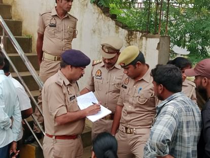 Husband and wife murdered in Sonbhadra Police investigate case