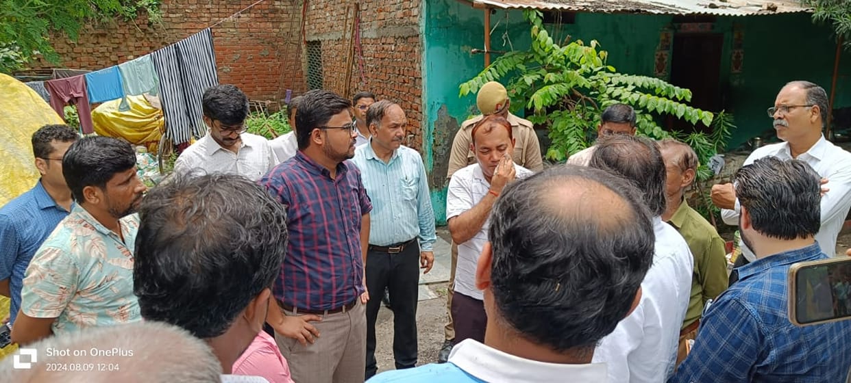 vehicle stands made modern dilapidated warehouse demolished Municipal Commissioner inspected