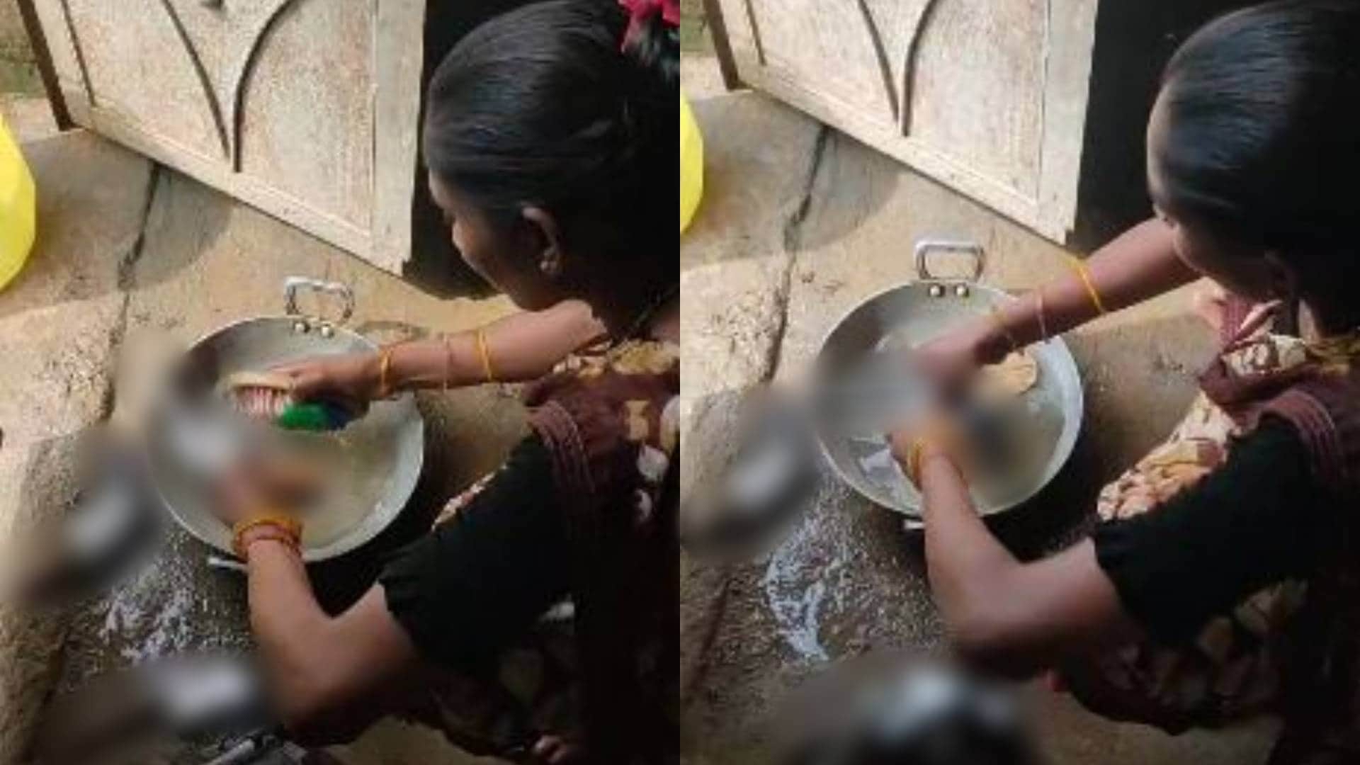 कट्टा और तमंचे धोते महिला