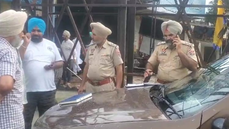 Firing On Cloth Merchant In Batala – Amar Ujala Hindi News Live