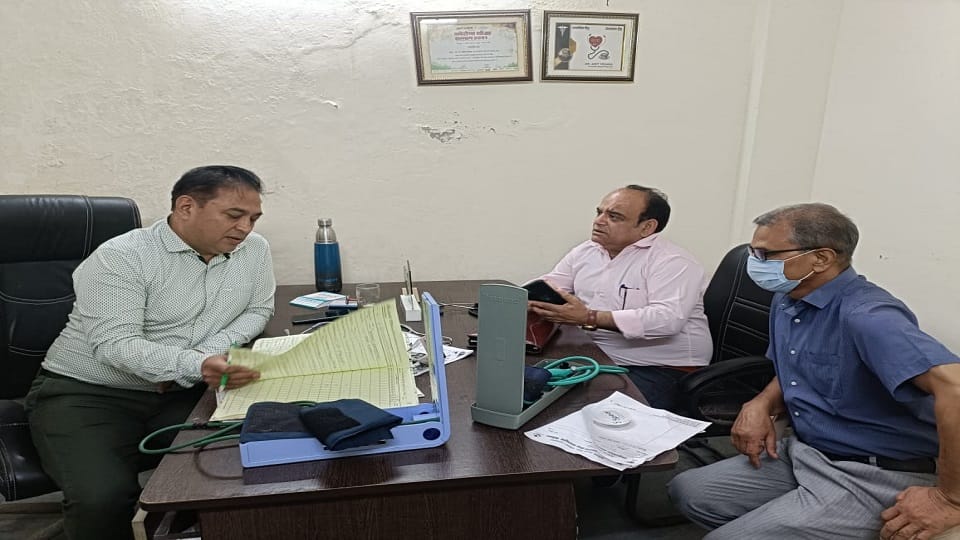 CMO Dr. Pant saw the arrangements in Kaladhungi CHC