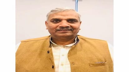 Muzaffarnagar: Sanjeev Baliyan and Harendra Malik came face to face on the disputed land, rhetoric started