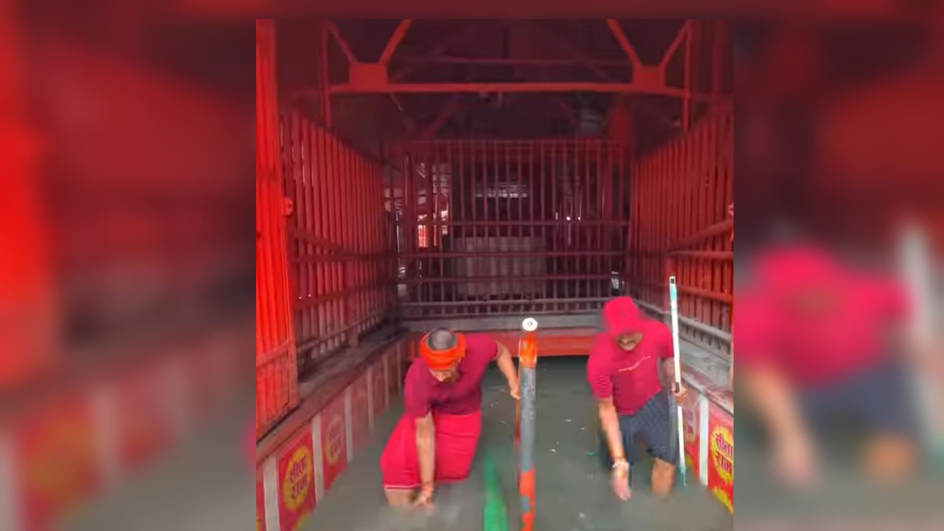 Ganga returns from Bade Hanuman temple, water is being removed from the sanctum sanctorum by installing pump.