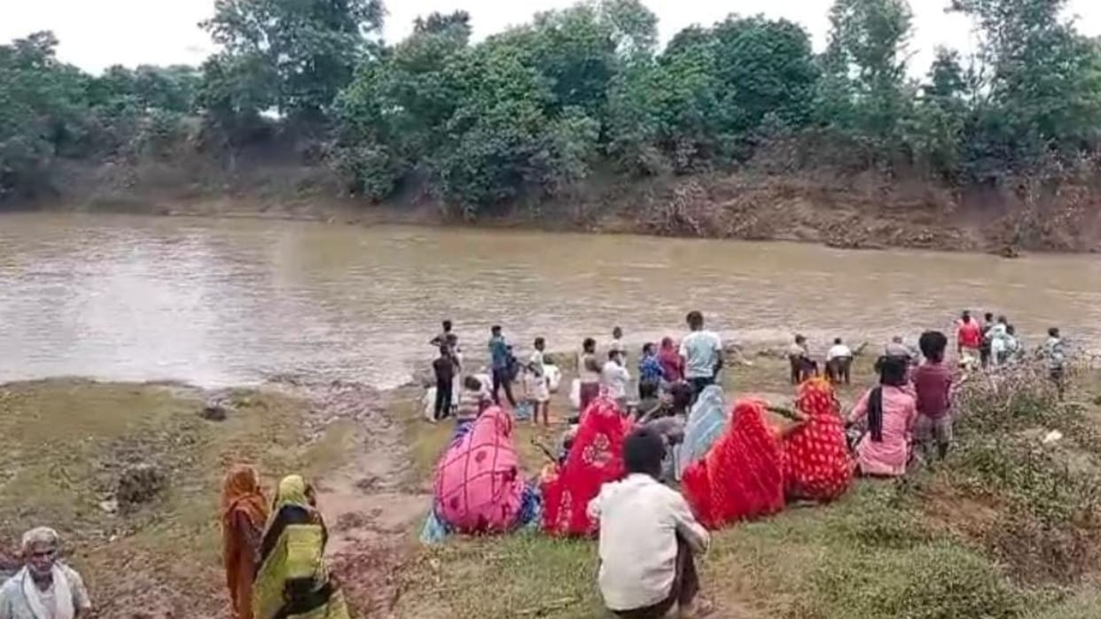 A minor who went to take a bath with his friends in Katni drowned in the water