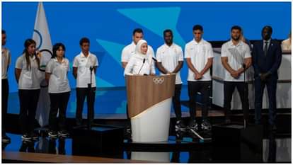 पेरिस ओलंपिक खेलों में, शरणार्थियों की टीम में 37 खिलाड़ी शामिल हैं।