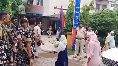 Vaishali: Ten people detained from hotel in connection with constable recruitment exam to be held tomorrow