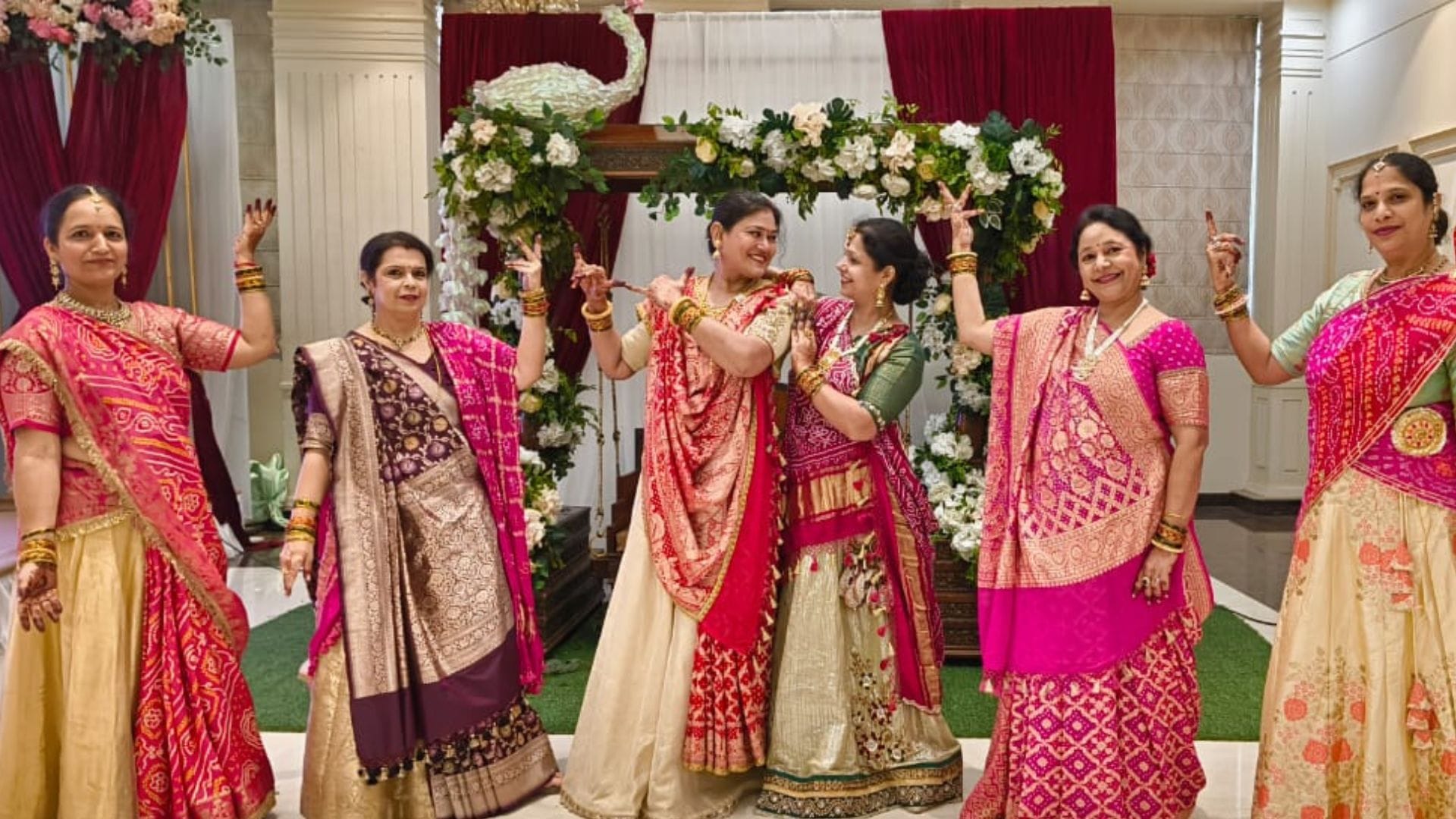 Teej celebrated in Kashi women gave cultural presentation see beautiful scene in pictures