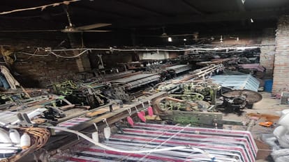 Meerut: Fire breaks out in power loom factory amid dense population, loss of Rs 20 lakh