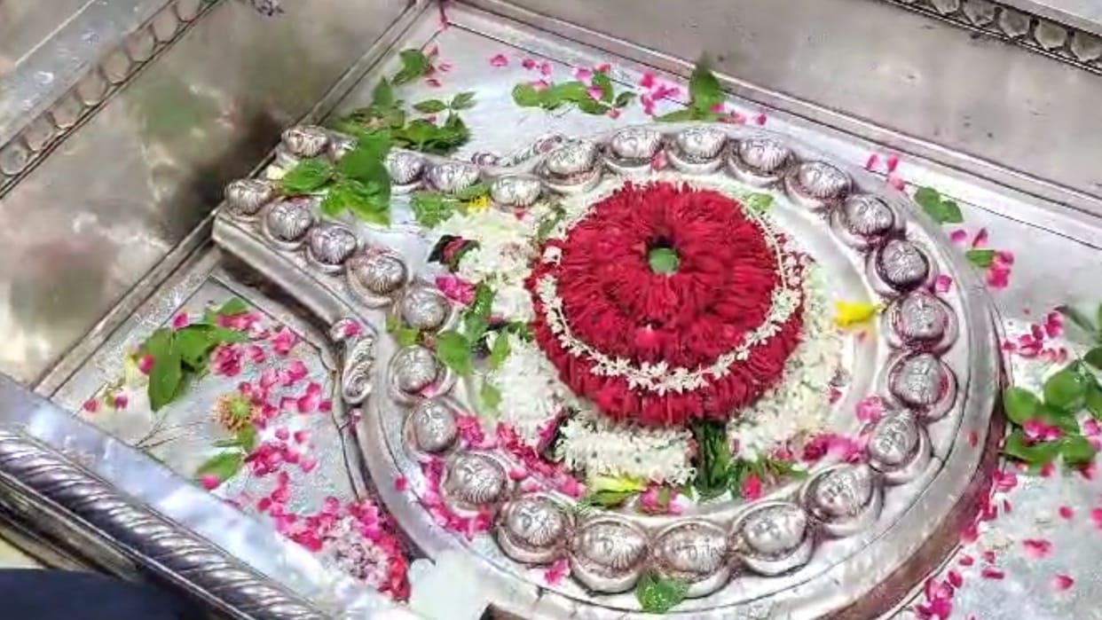 Sawan 2024 special story of kashi famous shiva temple of Atmavireshwar Mahadev