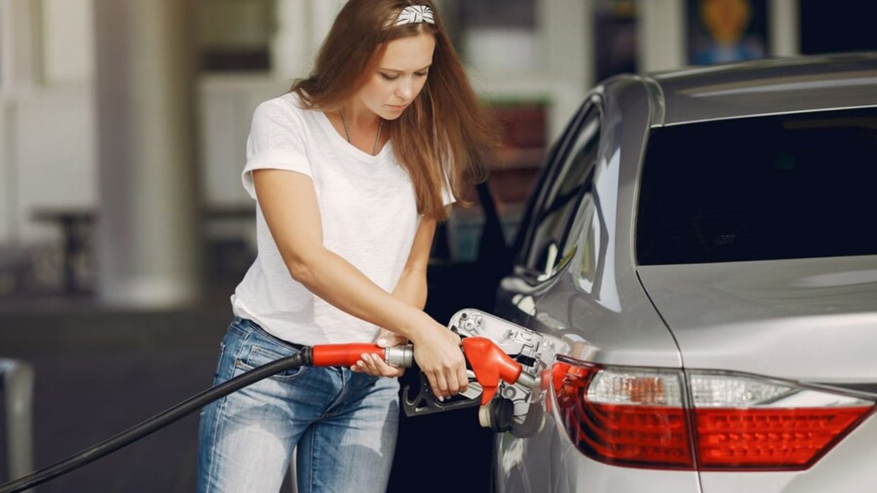 car and bike fuel tank overflow disadvantages know details