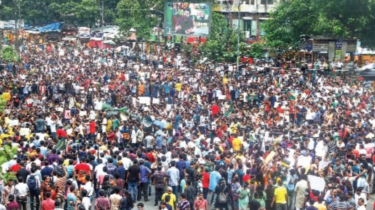 Bangladesh Crisis And Hindu Protest Against Violence