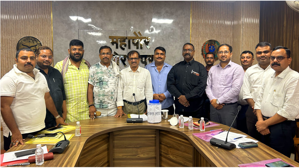 Six members of the Municipal Corporation Gorakhpur Executive were eliminated through lottery