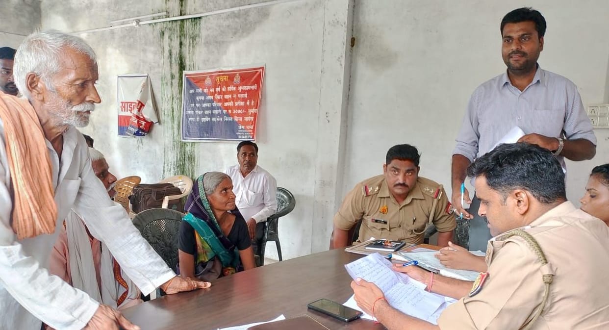 Sir My wife is in front of you, she is showing dead on government portal, elderly man pleaded with officials