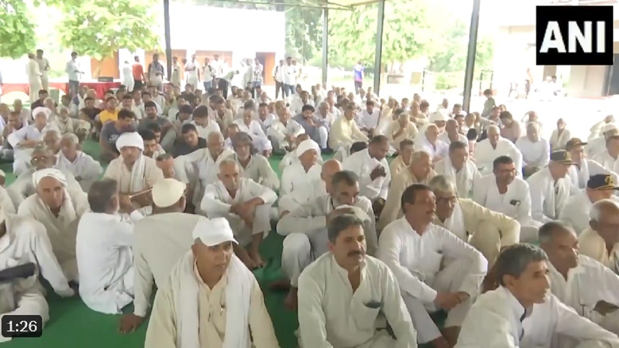 Khap Panchayats came out in support of wrestler Vinesh, meeting held in Dadri