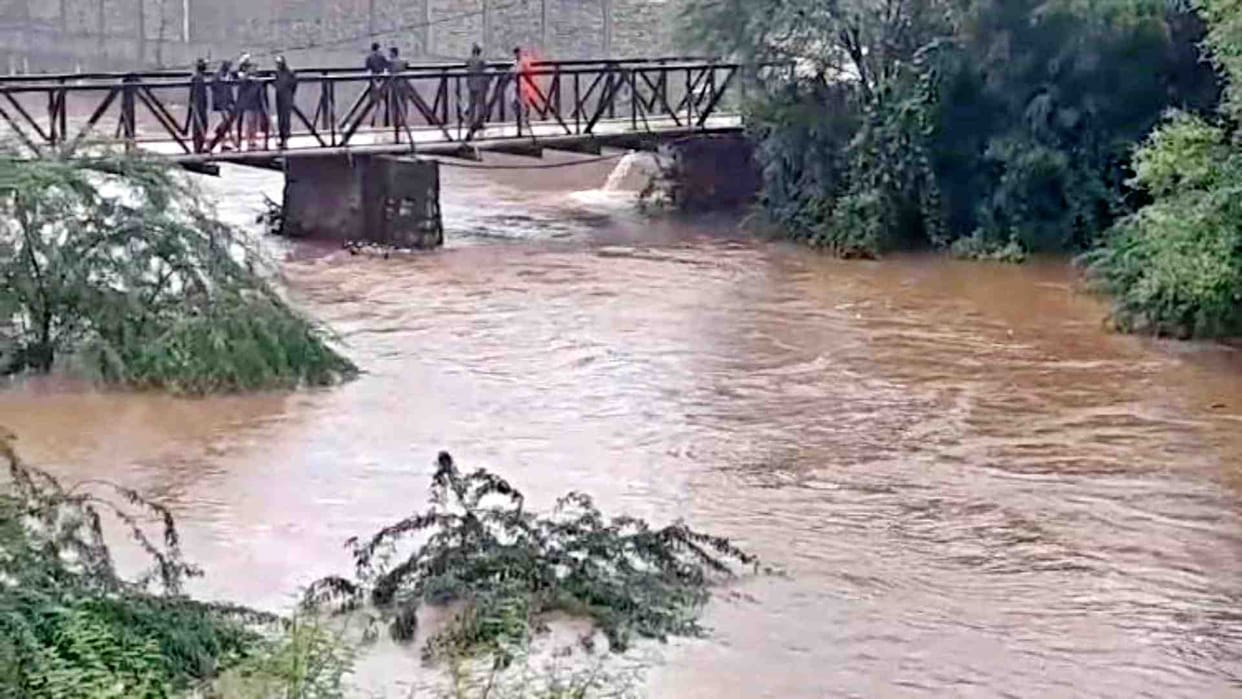 Sawai Madhopur: Young man swept away in Latiya drain, search operation continues