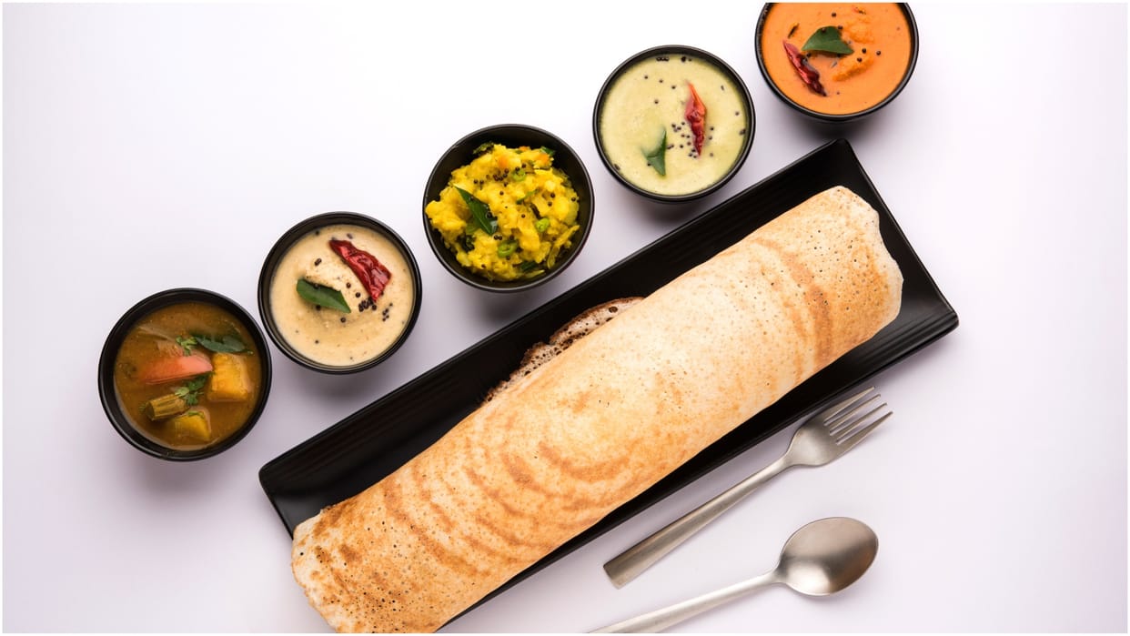 Pure vegetarian Indian dishes new trend among foodies in Pakistans Karachi