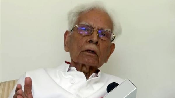 Former External Affairs Minister Natwar singh life as Politician and bureaucrat News In Hindi