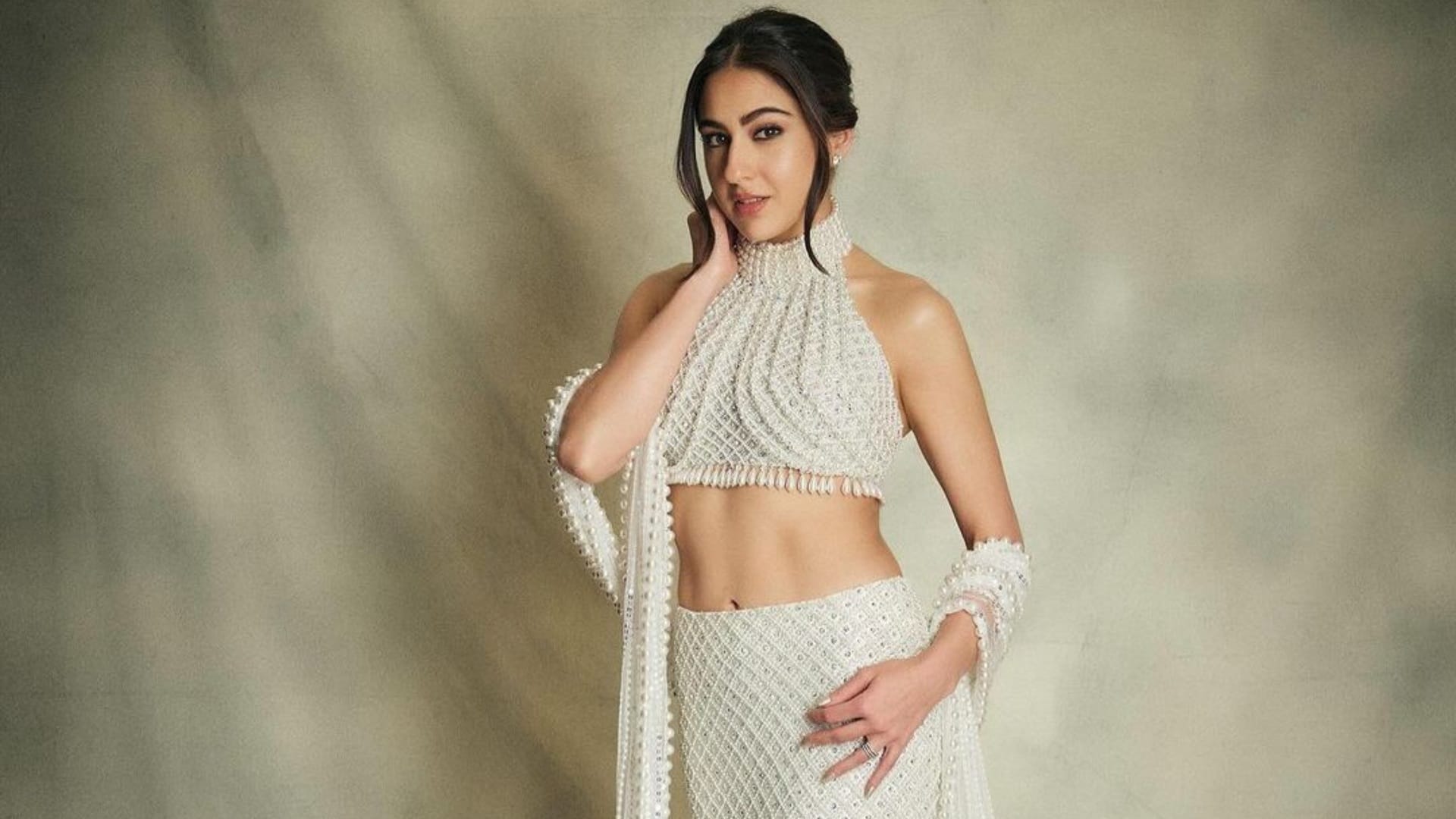 Sara Ali Khan Birthday special actress made big name at young age know about her carrier movies and net worth
