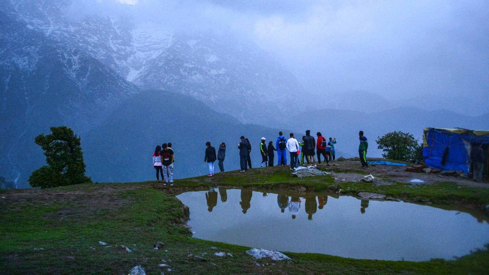 Travel Tips for rainy season in hindi barish ke mausam ke liye travel tips