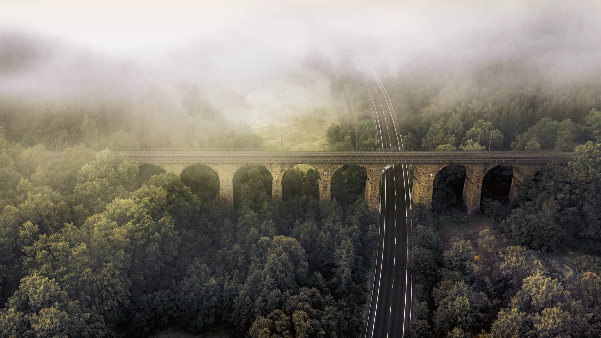 Which are the five most dangerous railway routes in the world? where peoples breath stucks