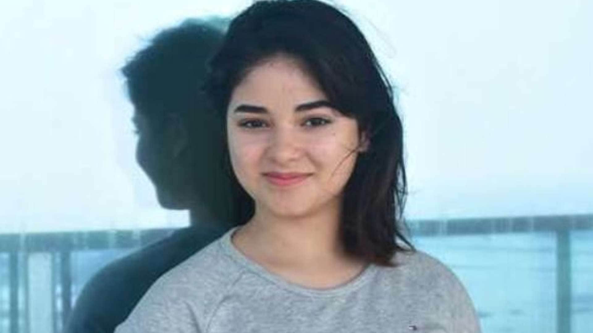 Zaira Wasim disappointed after seeing mold in pie warned fans by sharing video