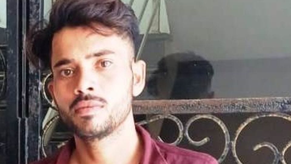 accused arrested who physically exploited minor girl by pretending to be unmarried in Raigarh